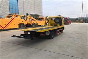 枝江非事故拖车