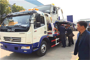 枝江汽车道路救援拖车价格